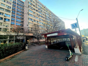 Cozy flat near metro and centrum